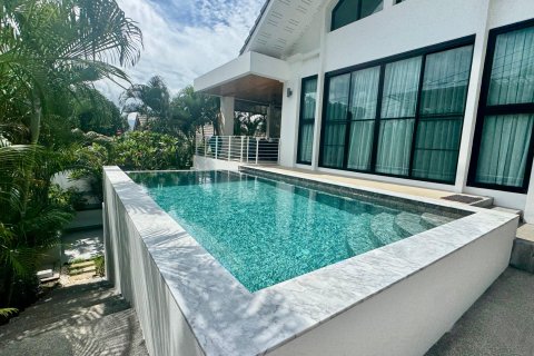 Casa de 3 dormitorios en Ko Samui, Tailandia № 152360 - foto 13