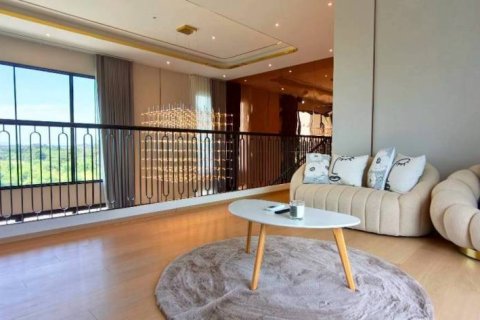 Casa de 4 dormitorios en Pattaya, Tailandia № 152353 - foto 10
