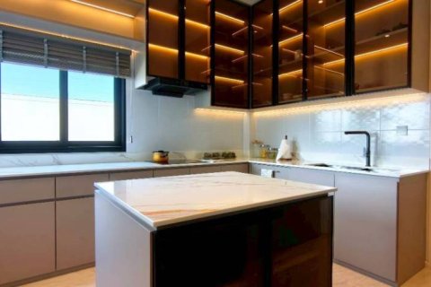 Casa de 4 dormitorios en Pattaya, Tailandia № 152353 - foto 6