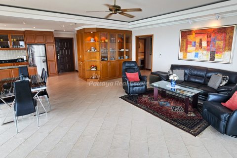 Condo in Pattaya, Thailand, 2 bedrooms № 168253