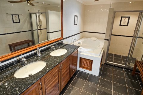 Condominio de 2 dormitorios en Pattaya, Tailandia № 168253 - foto 15