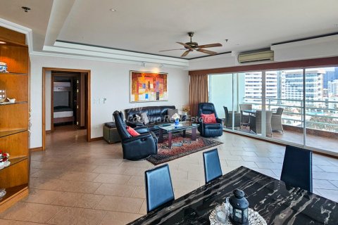Condominio de 2 dormitorios en Pattaya, Tailandia № 168253 - foto 5