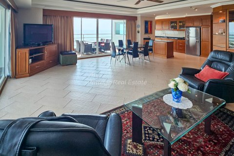 Condominio de 2 dormitorios en Pattaya, Tailandia № 168253 - foto 3