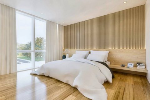Chalet de 5 dormitorios en Pattaya, Tailandia № 114043 - foto 7