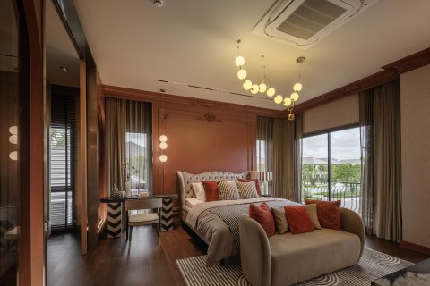 Chalet de 4 dormitorios en Bangkok, Tailandia № 165448 - foto 9