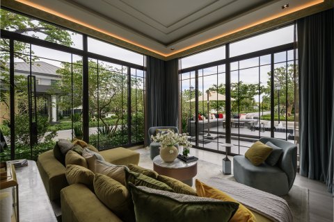Chalet de 4 dormitorios en Bangkok, Tailandia № 165448 - foto 7