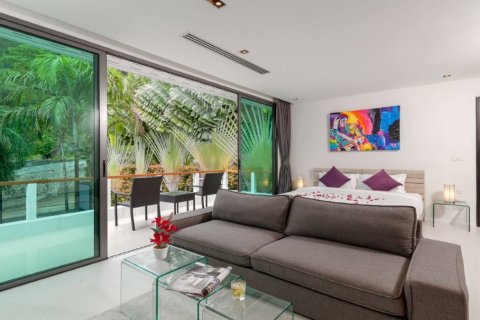 Chalet de 6 dormitorios en Patong, Tailandia № 134048 - foto 25