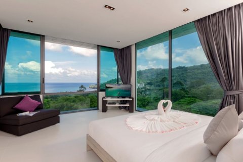 Chalet de 6 dormitorios en Patong, Tailandia № 134048 - foto 24