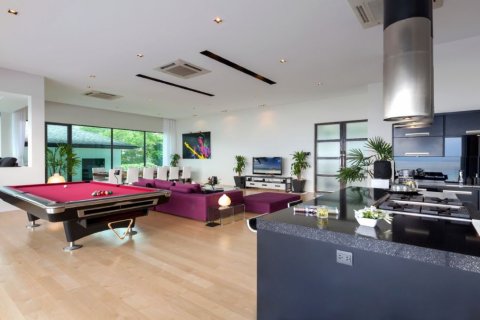 Chalet de 6 dormitorios en Patong, Tailandia № 134048 - foto 7