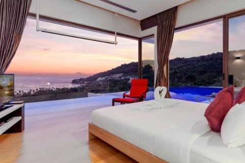 Chalet de 6 dormitorios en Patong, Tailandia № 134048 - foto 6