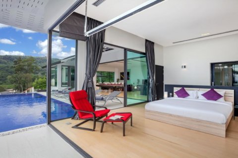 Chalet de 6 dormitorios en Patong, Tailandia № 134048 - foto 16