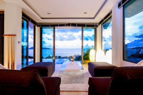 Chalet de 6 dormitorios en Patong, Tailandia № 134048 - foto 22