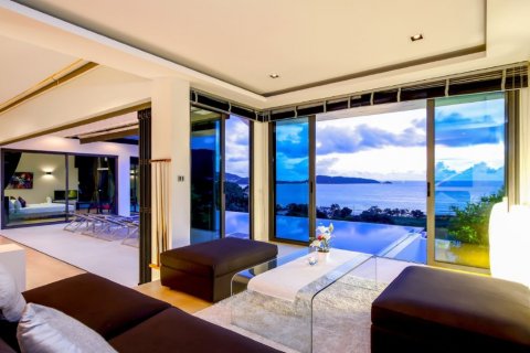 Chalet de 6 dormitorios en Patong, Tailandia № 134048 - foto 13