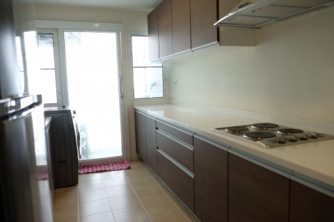 Condominio de 3 dormitorios en Khlong San, Bangkok, Tailandia № 134045 - foto 12