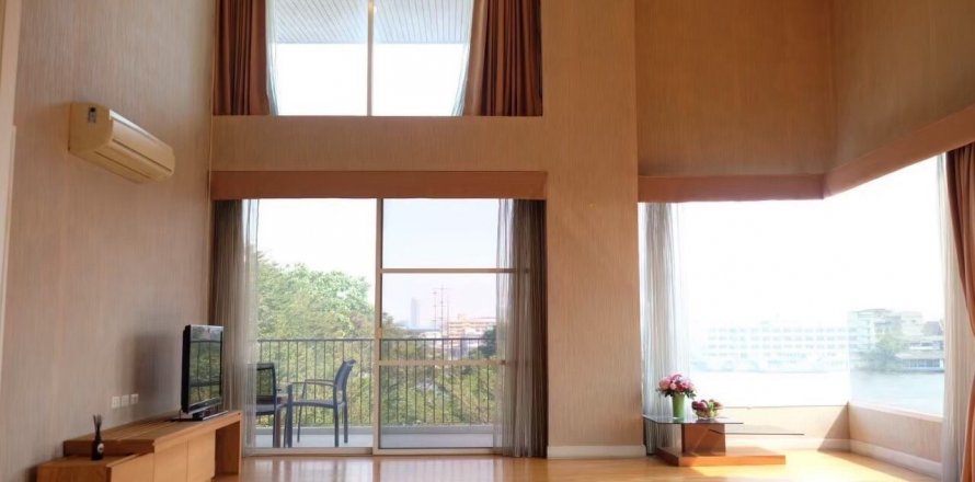 Condominio de 3 dormitorios en Khlong San, Bangkok, Tailandia № 134045