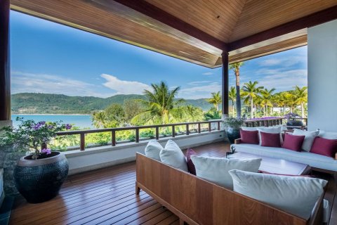 Chalet de 4 dormitorios en Kamala, Tailandia № 134046 - foto 20