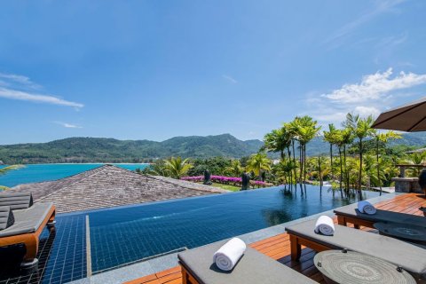 Chalet de 4 dormitorios en Kamala, Tailandia № 134046 - foto 22