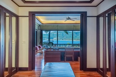 Chalet de 4 dormitorios en Kamala, Tailandia № 134046 - foto 29