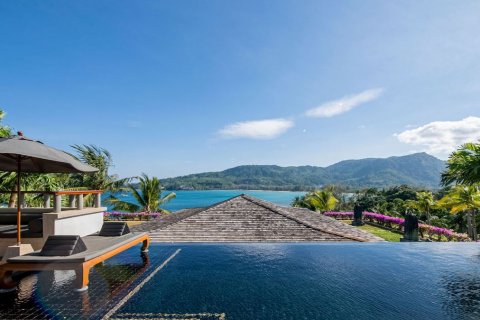 Chalet de 4 dormitorios en Kamala, Tailandia № 134046 - foto 23