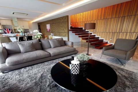 Chalet de 4 dormitorios en Hang Dong, Tailandia № 134047 - foto 6