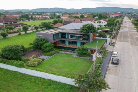 Chalet de 4 dormitorios en Hang Dong, Tailandia № 134047 - foto 2