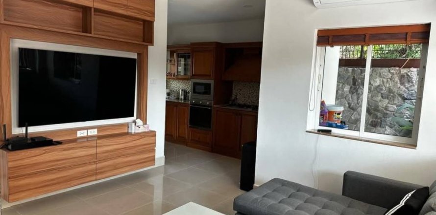 Casa de 3 dormitorios en Pattaya, Tailandia № 120188