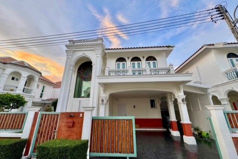 Haus in Phuket, Thailand 4 Schlafzimmer № 139554