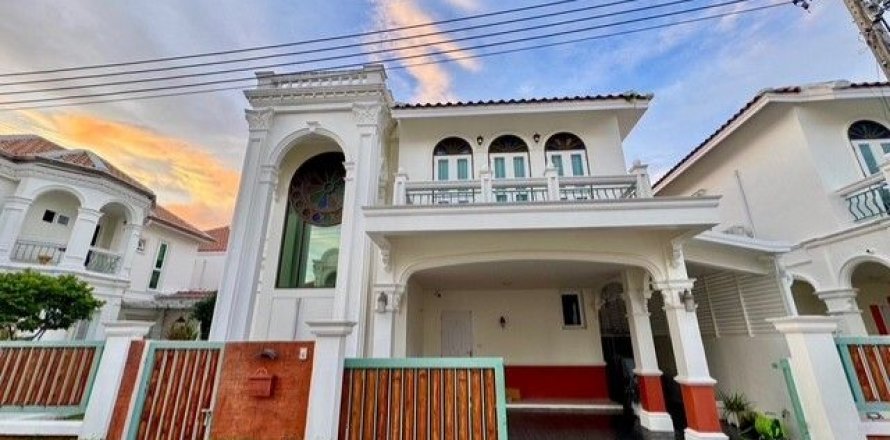 Haus in Phuket, Thailand 4 Schlafzimmer № 139554
