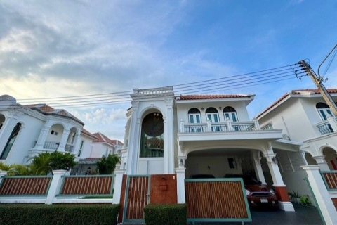 Haus in Phuket, Thailand 4 Schlafzimmer № 139554 - Foto 17