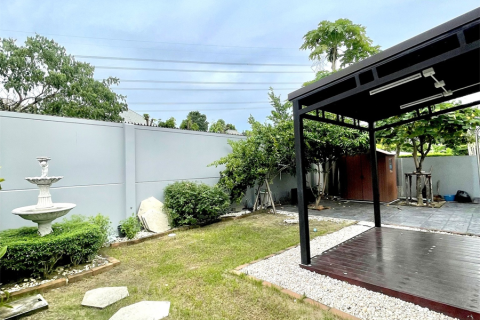 Casa de 2 dormitorios en Bangkok, Tailandia № 189225 - foto 8