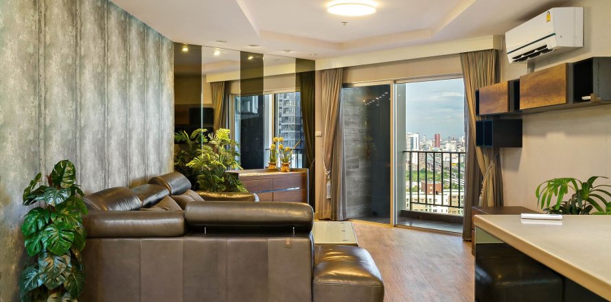Condo in Huai Khwang, Bangkok, Thailand, 2 bedrooms № 161901