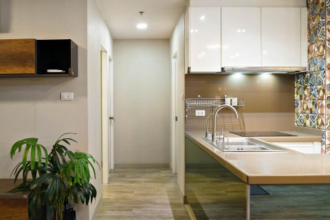 Condo in Huai Khwang, Bangkok, Thailand, 2 bedrooms № 161901 - photo 19