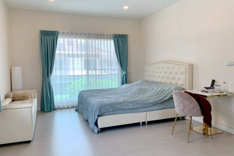 Haus in Saphan Sung, Bangkok, Thailand 4 Schlafzimmer № 162958 - Foto 17