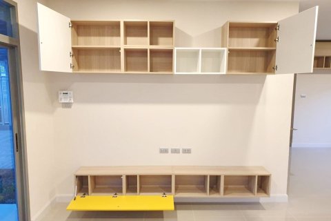 Haus in Saphan Sung, Bangkok, Thailand 4 Schlafzimmer № 162958 - Foto 9