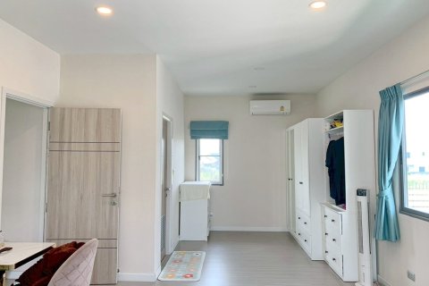 Haus in Saphan Sung, Bangkok, Thailand 4 Schlafzimmer № 162958 - Foto 14