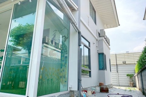 Haus in Saphan Sung, Bangkok, Thailand 4 Schlafzimmer № 162958 - Foto 4