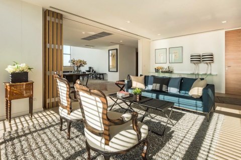 Ático de 5 dormitorios en Bangkok, Tailandia № 181070 - foto 15