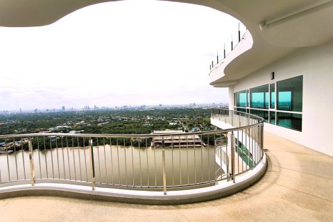 Ático de 4 dormitorios en Bangkok, Tailandia № 181072 - foto 5