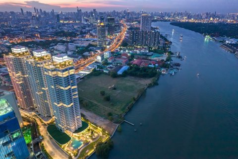 Ático de 4 dormitorios en Bangkok, Tailandia № 181072 - foto 29