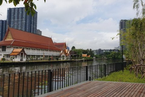 Condominio de 3 dormitorios en Bangkok, Tailandia № 181071 - foto 25