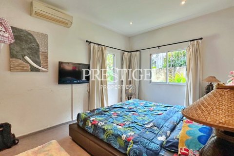 House in Pattaya, Thailand 3 bedrooms № 198340 - photo 9