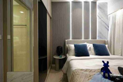 Estudio en el condominio en Thonburi, Bangkok, Tailandia № 208850 - foto 12