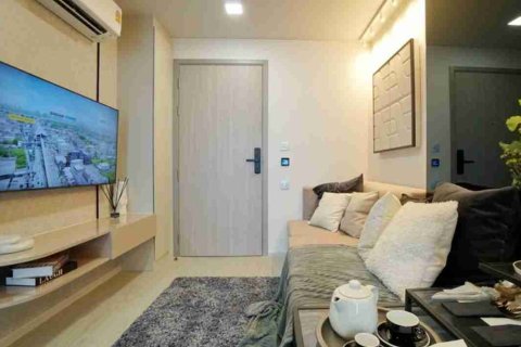 Condominio de 1 dormitorio en Bangkok, Tailandia № 208849 - foto 18