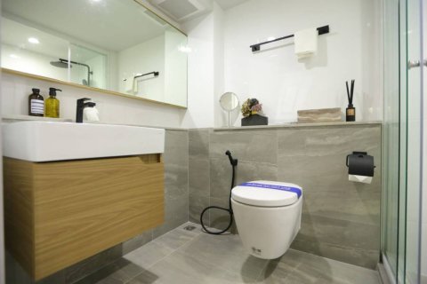 Condominio de 1 dormitorio en Bangkok, Tailandia № 172817 - foto 6