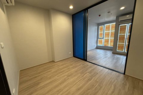 Condominio de 1 dormitorio en Bangkok, Tailandia № 172817 - foto 2