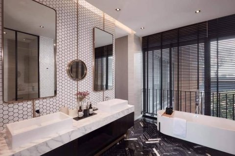 Chalet de 4 dormitorios en Wang Thonglang, Bangkok, Tailandia № 133863 - foto 5