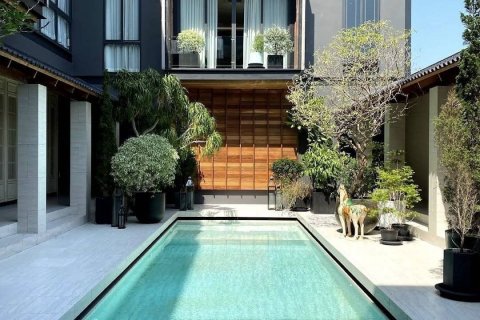 Chalet de 4 dormitorios en Wang Thonglang, Bangkok, Tailandia № 133863 - foto 20