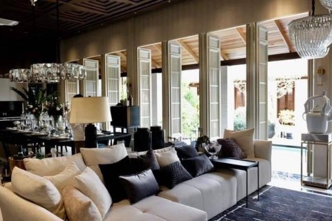 Chalet de 4 dormitorios en Wang Thonglang, Bangkok, Tailandia № 133863 - foto 3