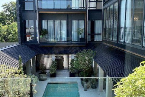 Chalet de 4 dormitorios en Wang Thonglang, Bangkok, Tailandia № 133863 - foto 11