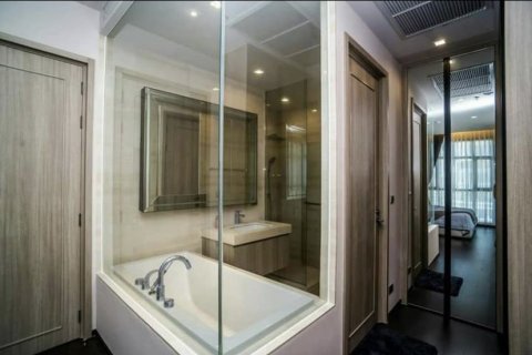 Condominio de 1 dormitorio en Watthana, Bangkok, Tailandia № 133866 - foto 6